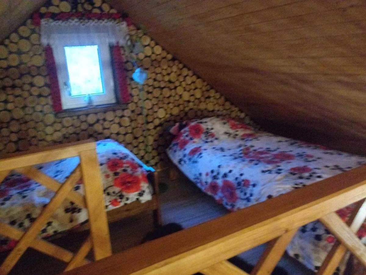 Domek Na Skarpie Zubrzyca Dolna Luaran gambar